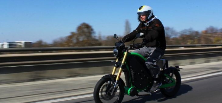 Fahrrad auf der Autobahn? Nein, es ist eROCKIT!