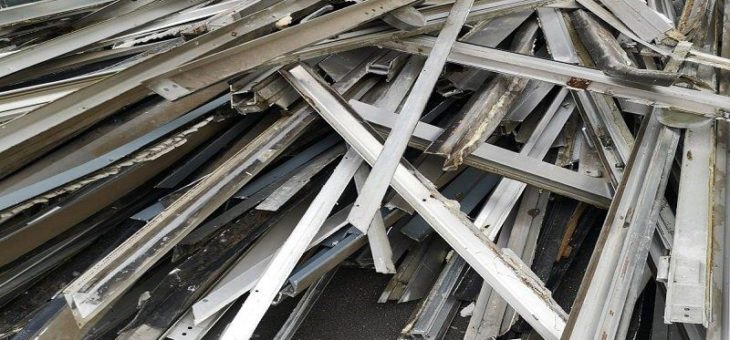 Das Team von Schrottabholung.org hilft bei der Demontage – Schrottabholung in Leverkusen