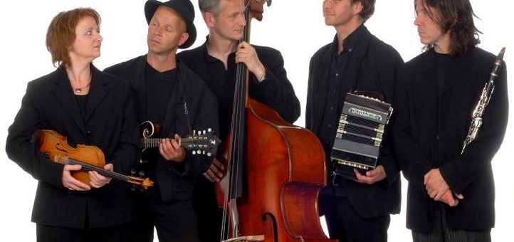 Musikalisch-literarischer Nachmittag am Sonntag im Winckelmann-Museum: Klezmer mit der Band „AUFWIND“