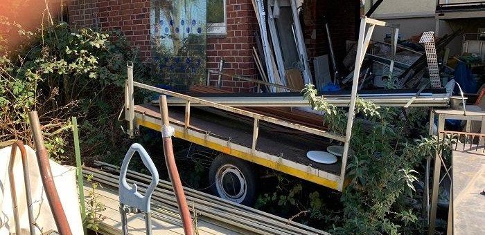 Schrottabholung Leverkusen bezahlt Ihnen einen guten Preis für das abgeholte Material