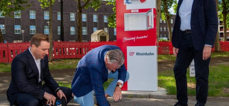 Im Rahmen der Aktion „Düsseldorf Herzsicher“: Einweihung einer Defibrillator-Säule am Hauptbahnhof