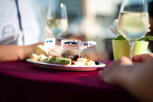 „Käse trifft Wein“ – gewohnter Genuss an neuer Stelle