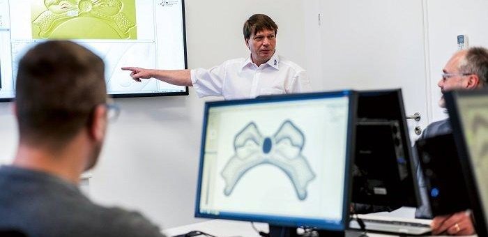 LANG arbeitet mit Hochdruck an neuen Innovationen im Maschinensektor sowie in der Softwareanwendung