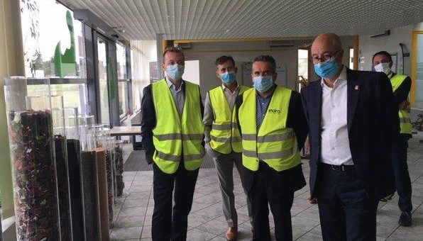 Renault Trucks und Indra bauen Netzwerk für Recycling und Teileweiterverwendung für LKW auf