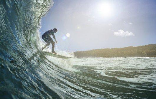 Know your Stoke: Garmin launcht seine erste Sport-Smartwatch für Surfer