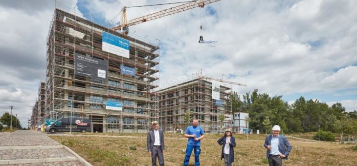 HAFEN EINS Leipzig feiert Richtfest