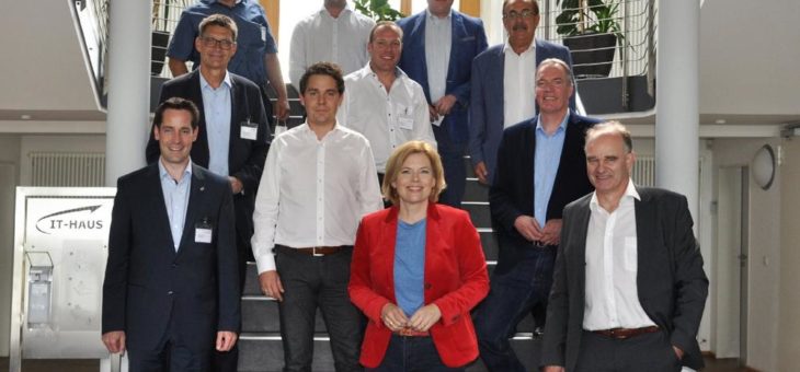 Umsetzungsstrategie Digitalisierung: Landesvorsitzende der CDU Rheinland-Pfalz Julia Klöckner zu Gast bei IT-HAUS in Föhren
