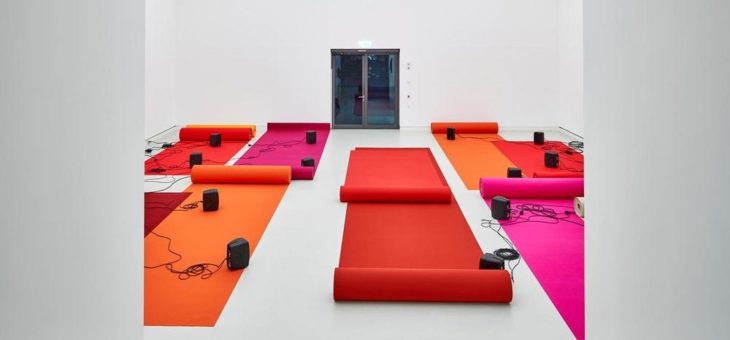 Ausstellungsrundgang und eine besondere Performance in der Kunsthalle Mainz
