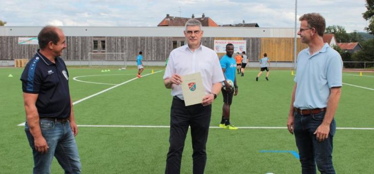 4500 Euro für den Lindensportplatz