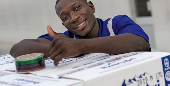 Gipfelstürmer: Rwenzori Bottling Company investiert in neue PET-Wasserlinie von KHS