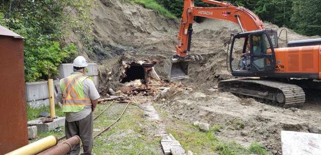 Ximen macht bei Kenville Fortschritte in Richtung Produktionsaufnahme und übernimmt die Gold-Silber-Minen Venus und Juno im Goldcamp Nelson in Option