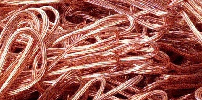 Neben fairen Preisen garantiert der Schrottabholung Düsseldorf ein fachkundiges Schrott-Recycling