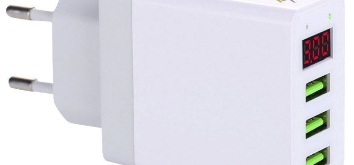 revolt Intelligentes 3-Port-USB-Wandnetzteil mit LED-Display, 3,1 A, 15,5 Watt