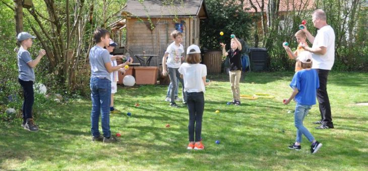 3 Bälle jonglieren lernen – Kurs für Anfänger
