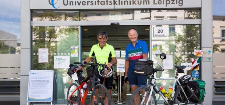 „Er ist glücklich“: Italienische Besucher überbringen Dank des am UKL geretteten Covid-19-Patienten Felice Perani