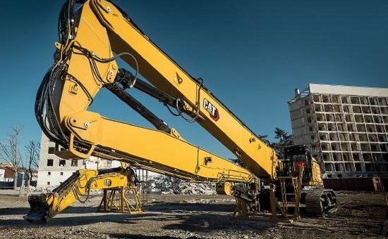 Neu: Abbruchbagger Cat 352 UHD
