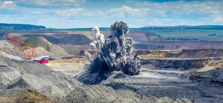 Wann schlägt TESLA zu? Nickel explodiert und reißt diese Aktie mit nach oben! Starke Ergebnisse präsentiert!