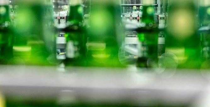 Nature MultiPack statt Folie: KHS und Martens realisieren nachhaltige Verpackung für deutsche Lebensmittelkette
