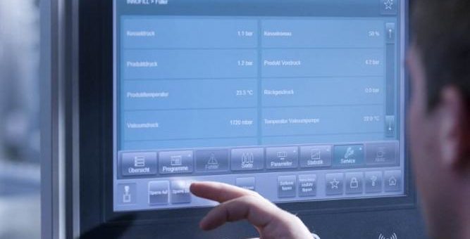 Erhöhte Anforderungen an die IT-Security: KHS bietet kundenorientierte HMI-Upgrades