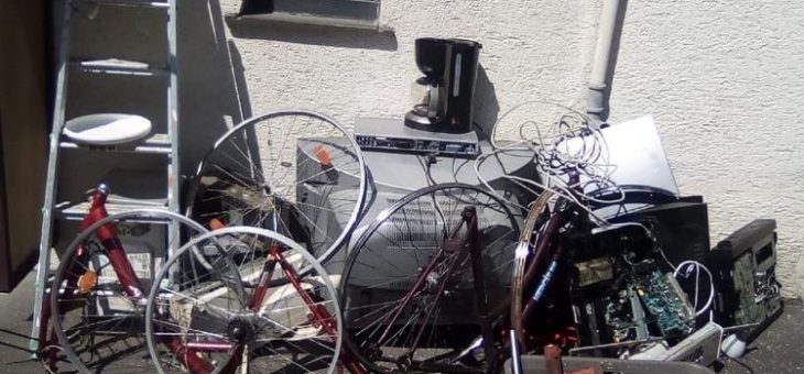 In Waltrop bieten mobile Schrotthändler ihre Dienst an – Schrottabholung Waltrop