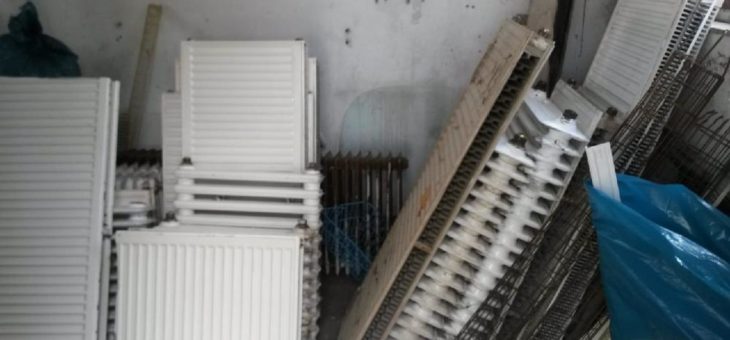 Schrotthändler aus Fröndenberg Ruhr nehmen Kaufen auch Altmetalle Aller Art