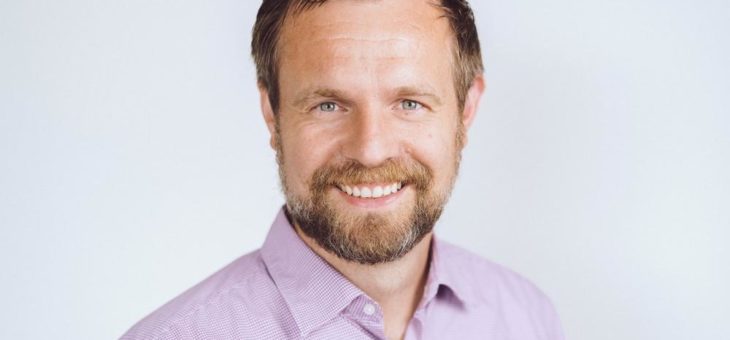 Dr. Christian Feddersen zum Professor für Allgemeine BWL, Marketing und Marktforschung ernannt