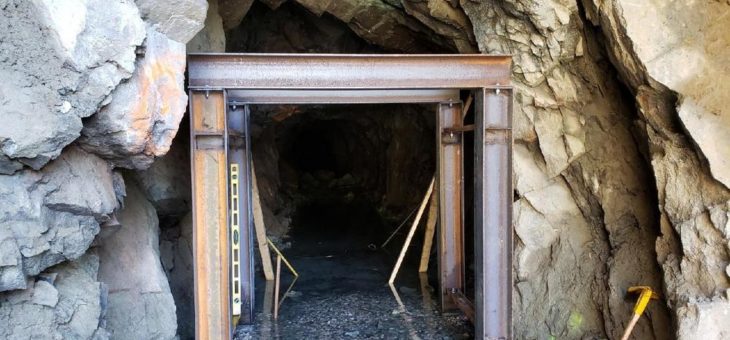 Ximen arbeitet an neuer Installation des 257-Portals der Kenville Mine