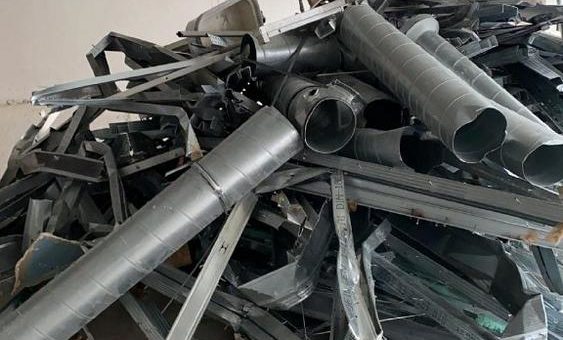 Kostenlose Schrottabholung durch fahrende Schrotthändler in Essen