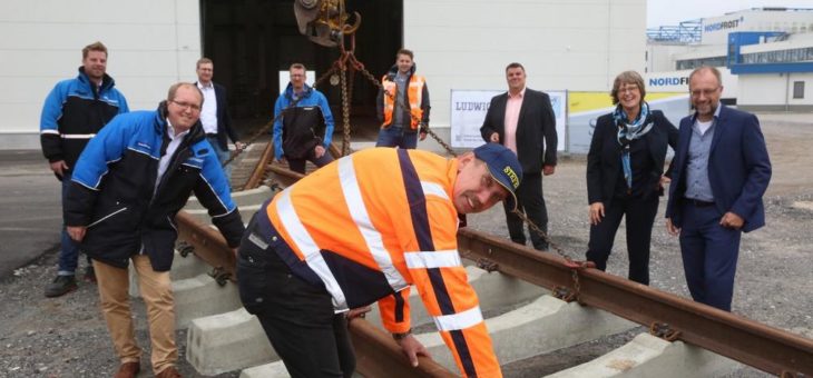 NORDFROST-Schwerguthalle im Containerhafen Wilhelmshaven eingeweiht