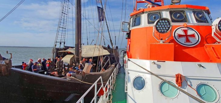 Hansekoggen-Nachbau kollidiert mit Bremerhavener Containerterminal