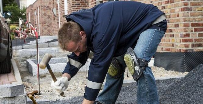 Nahezu jeder zehnte Beschäftigte von Rückenschmerzen betroffen