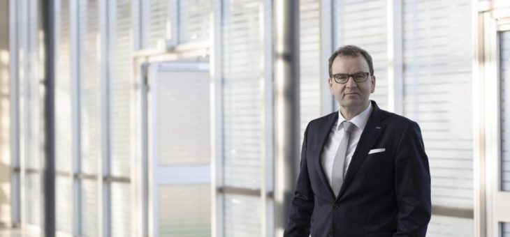 KHS auf der BrauBeviale: Verlässliche Technologie und digitaler Service für die Getränkeindustrie