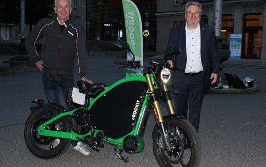 E-Motorrad mit Pedalantrieb: eROCKIT begeistert Hannover