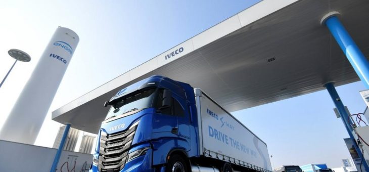 Serienmäßig mautfrei: IVECO S-Way NP fährt mit niedrigsten Kosten vorauss