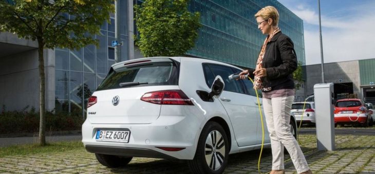 Elektromobilität: Aufbau von intelligenten Ladestationen