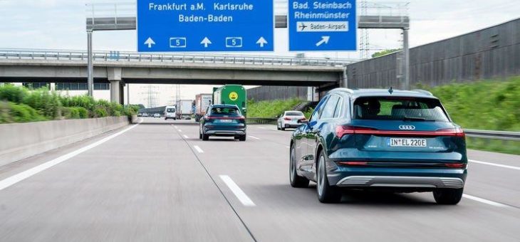 Intelligenter Assistent für elektrisches Fahren: der Audi e-tron Routenplaner