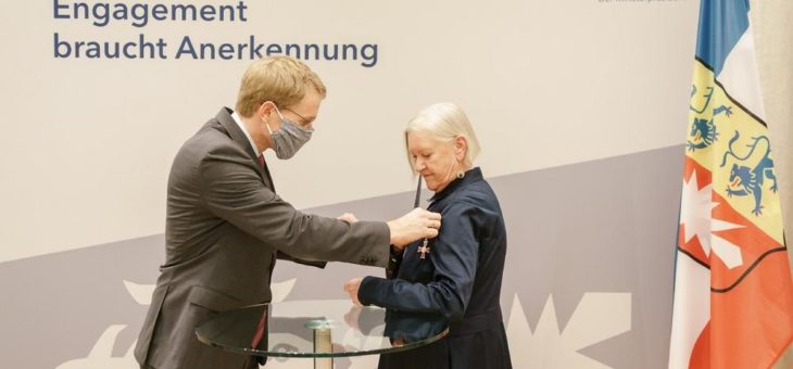 Wir gratulieren unserer Vorsitzenden Inken Völpel-Krohn zur Verleihung des Landesverdienstordens!
