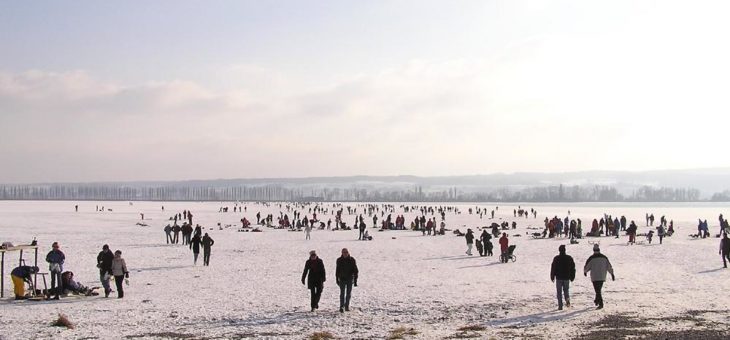 Winterliches Idyll mit Seeblick