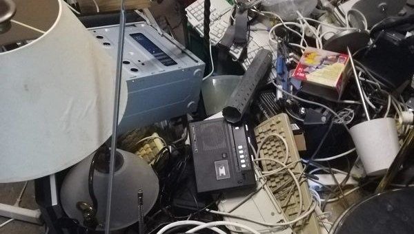 Haushalts- und Elektroschrott richtig entsorgen mit Schrottabholung Köln