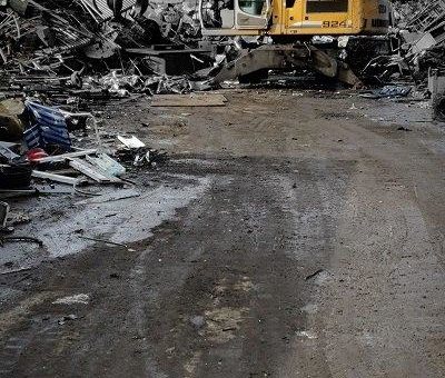 Wiederaufbereitung von Schrott mit der Schrottabholung in Köln