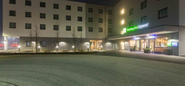 HERECON übergibt Holiday Inn Express in Olching