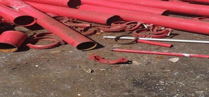 Der mobile Schrotthändler holt Altmetallschrott beim Kunden ab