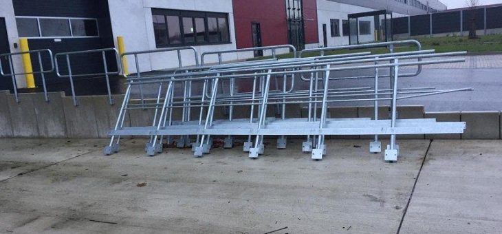 Kindheitserinnerung und tägliches Deja-Vu: Bei der Schrottabholung Gladbeck erklingen Musik und Glocken