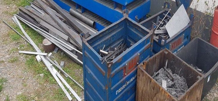 Mobile Schrotthändler kaufen Schrott in Düsseldorf