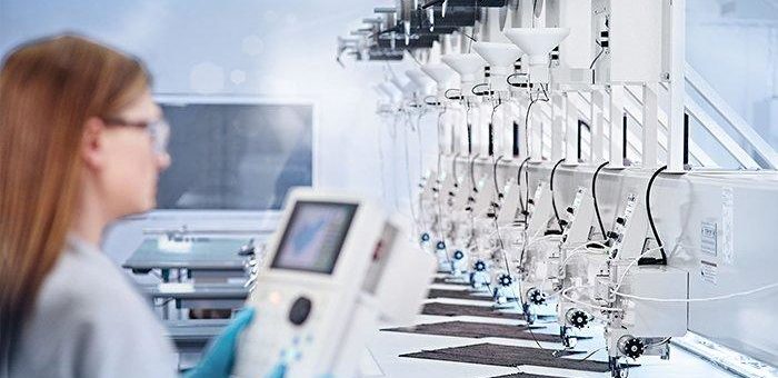 RAMPF: Gleichzeitige Reduzierung von Produktionskosten und Bauteilgewicht