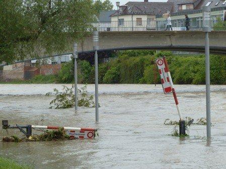 Dauerregen und Hochwasser – wer zahlt für meine Schäden?