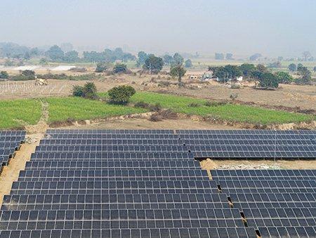 SolarArise nimmt 75-MW-Solaranlage in Uttar Pradesh in Betrieb