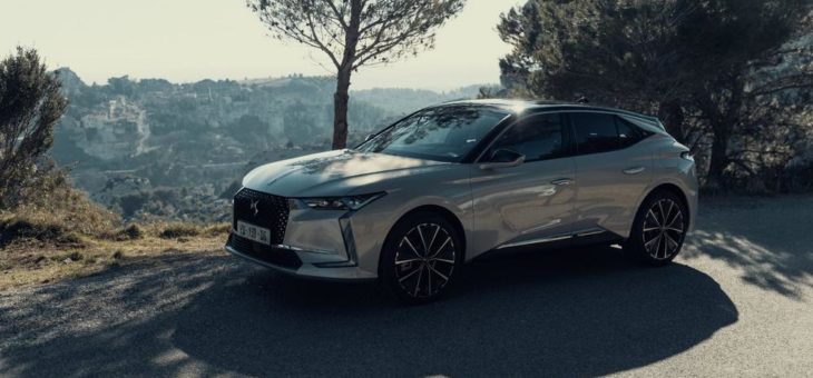 DS 4 lässt die Hüllen fallen –  Erste Bilder des neuen Premium Kompaktklasse Modells