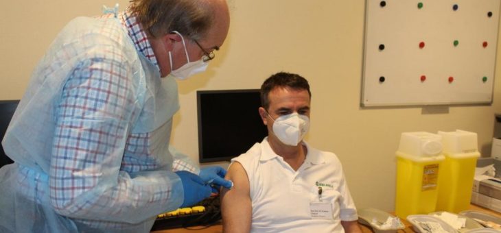 In der Asklepios Neurologischen Klinik Falkenstein werden die Ärmel hochgekrempelt