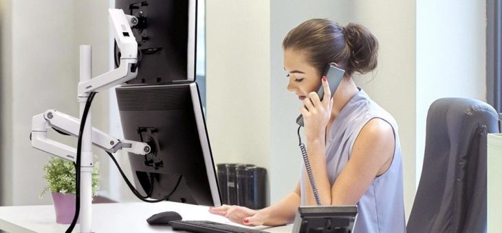 Mit Multi Monitorhalterungen stets die Übersicht behalten